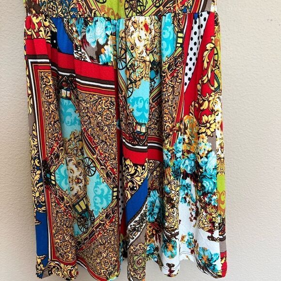 Audrey 3+1 Colorful Pattern V Back Dress - Picture 4 of 8